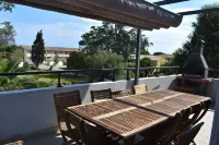 Beach<100m.Air Conditioning.Swimming Pool.Private Parking. Opt Wifi, Car, Bike.   No. of Activities Hotels in Linguizzetta