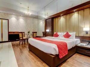 Hotel Gurudev Grand