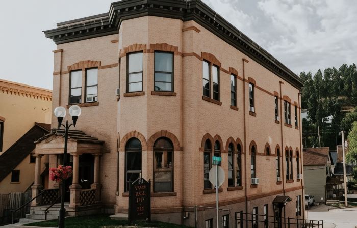 Town Hall Inn