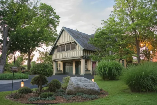 奧利弗旅館民宿