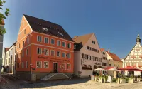 Restaurant Kachelofen & Stadthotel Kachelofen UG (haftungsbeschränkt) Hotels in der Nähe von St. Ulrich und Vitus Seifertshofen