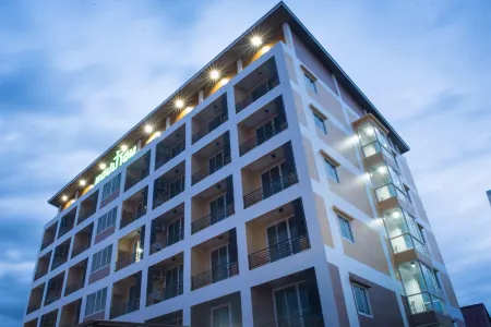 Happy Home Отели рядом с достопримечательностью «Wat Chong Lom»