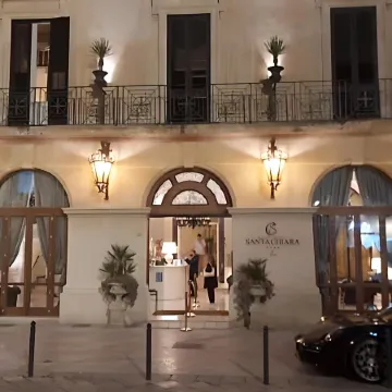 Suite Hotel Santa Chiara