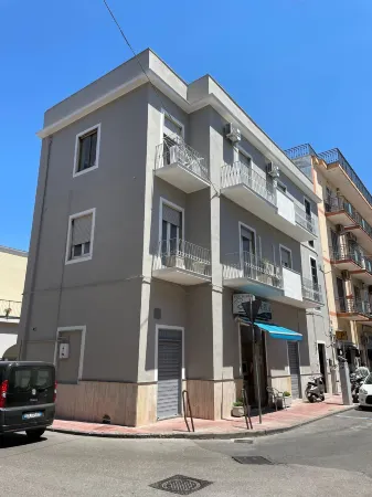 Flamingo B&B Отели рядом с достопримечательностью «Forum Baths»