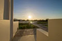 Iphimedeia Luxury Hotel & Suites - Mountain view