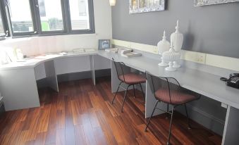 La Pensione Hotel