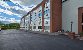 Germaine Inn South Portland