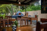 Kamunjila Lodge