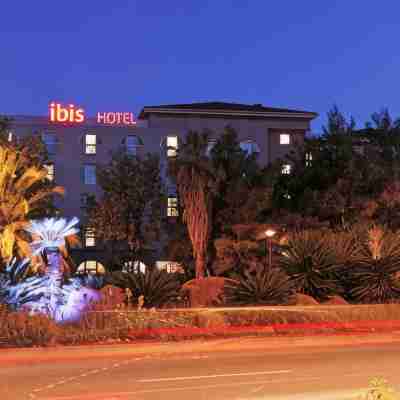 ibis Hyères Centre Hotel Exterior