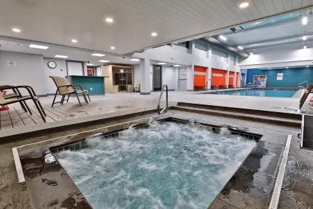 Mountain Views and Cozy Comfort - Charming Ski Retreat Отели рядом с достопримечательностью «Пико Маунтин Ски Резорт»