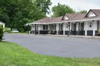Time Travellers Motel Hotel di Pembroke