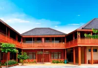 Arayanna Hotel & Resort Hotel dekat Pos 4 Gunung Penanggunganvvia Tamiajeng