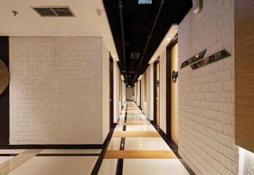 옐로 호텔 하모니 객실