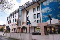 ホテル ルウガーノ トレッタ のホテル