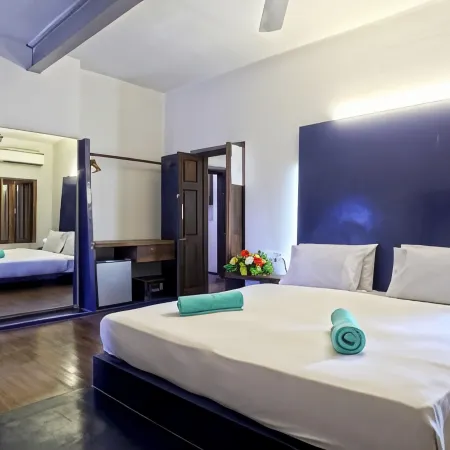 Tanjore Hi Hotel Отели в г. Танджавур