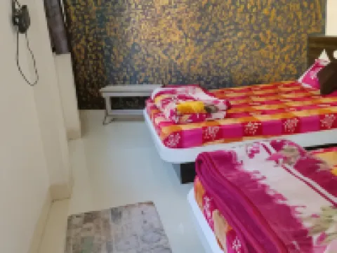 Varsha Room Service-Kamal Penter Hotels in Omkareshwar