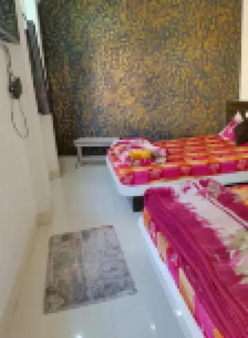 Varsha Room Service-Kamal Penter