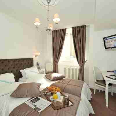 Kyriad Saumur Hyper Centre - Hôtel, Appartements, Séminaires & SPA (Sothys Paris) Rooms