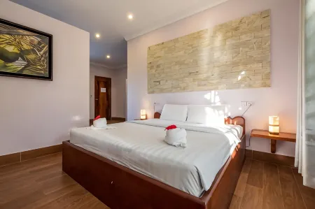 Kep Bungalows Отели рядом с достопримечательностью «Krung Kep Blue Swimmer Crab Statue»