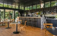 The Marlborough - bar