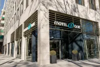 Motel One Barcelona-Ciutadella Hotel in zona Castell dels Tres Dragons (Museu de Zoologia)