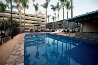 Mantra Meridien Adelaide - piscina