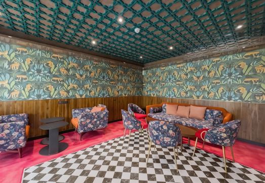 5. 라마다 바이 윈..