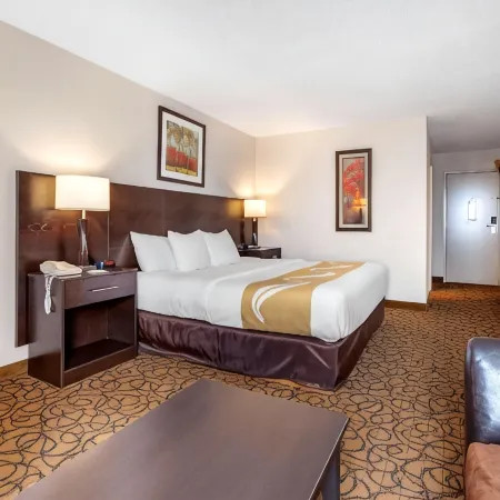 Quality Inn & Suites Escanaba North