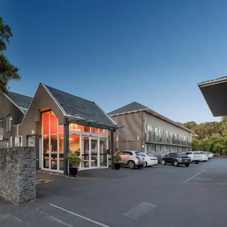 Best Western Newmarket Inn & Suites Отели рядом с достопримечательностью «Выставочный и конференц-центр ASB Showgrounds»