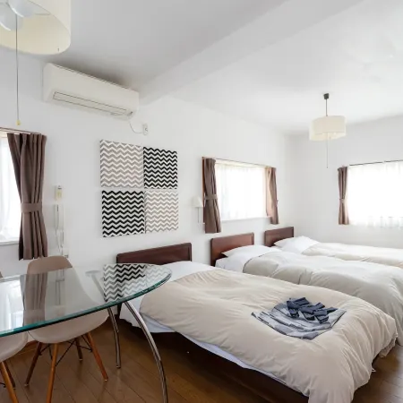Beach Side Inn Shirahama