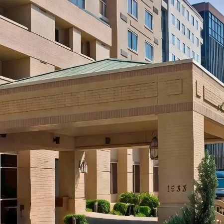 Sonesta Select Arlington Rosslyn Отели рядом с достопримечательностью «Арлингтон-хаус»