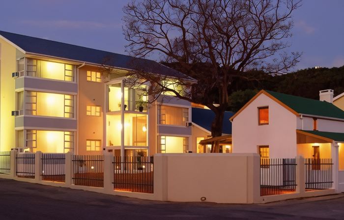 The Russel Hotel