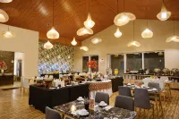 Front One Hotel Sragen