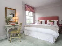 Penwarne Lodge Hotels in Saint Anthony-in-Meneage