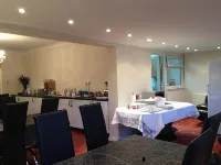 London Heathrow Guesthouse Hotels in Colnbrook