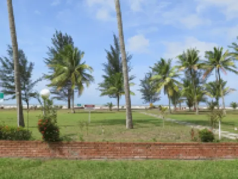 Sea View Resort Hotel & Apartments โรงแรมในกัวลาเบไลต์