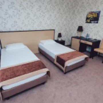Lastochka Hotel