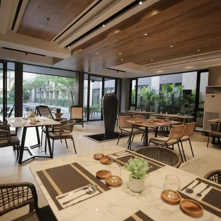 The Maximilian Hotel