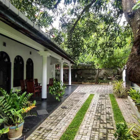 98 Home Lodge Dambulla