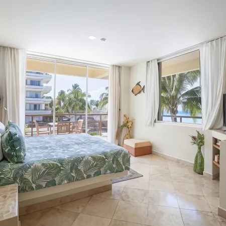 Ixchel Beach Hotel