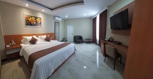Grand Avira Hotel