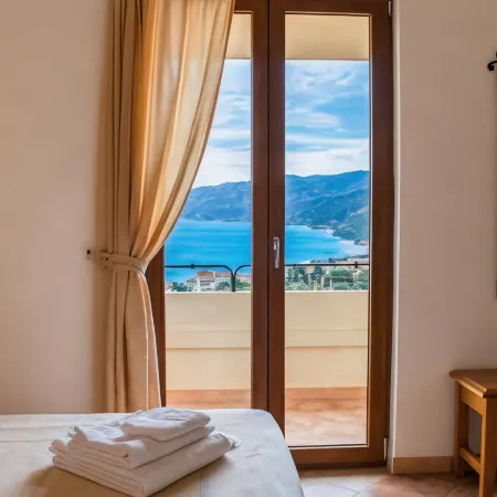 Hotel Villa Gustui Maris