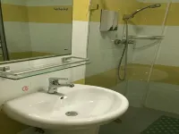 7 Days Sunshine Hotel (Liangshan Bus Station) - 2-Star