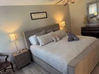 Peaceful, newly renovated 3 bedroom home located near the Blue Ridge Mountains - balcony