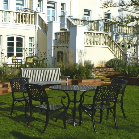 TLH Toorak Hotel - TLH Leisure, Entertainment and Spa Resort