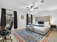 Charming Family Friendly 3-bedroom House in Fabulous Pensacola Hotels in Ferry Pass