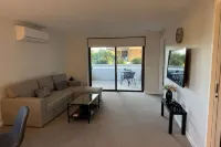 Two-bedroom apartment in Canberra City - 3-Sterne