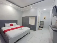 Hotel Istana Syariah Pekalongan by Hello Room - Wifi