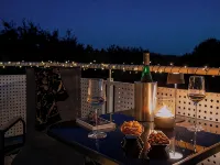 Central, stylish and modern holiday apartment with balcony and box-spring beds Hotels in Mohnesee