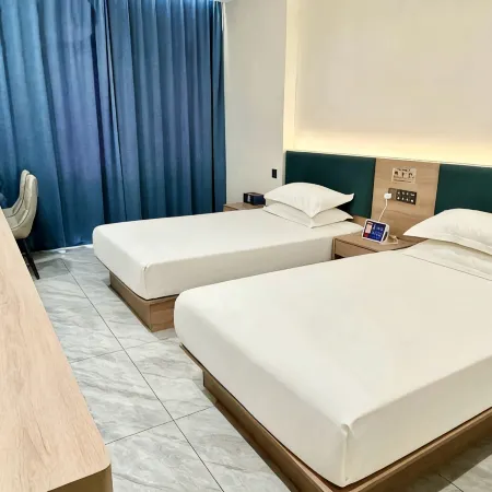 Mengcheng Blue Moon Intelligent Hotel
